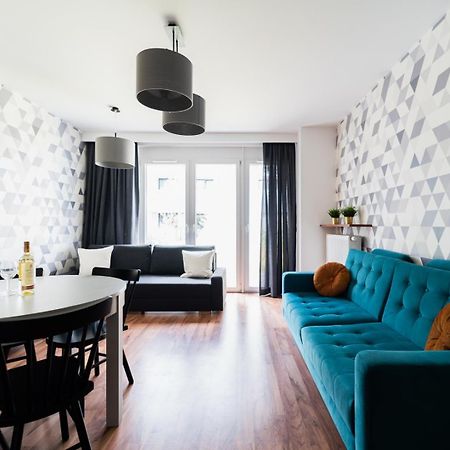 Big Apart - Atal Towers - 3 Rooms - Private Parking Place Vratislav Exteriér fotografie